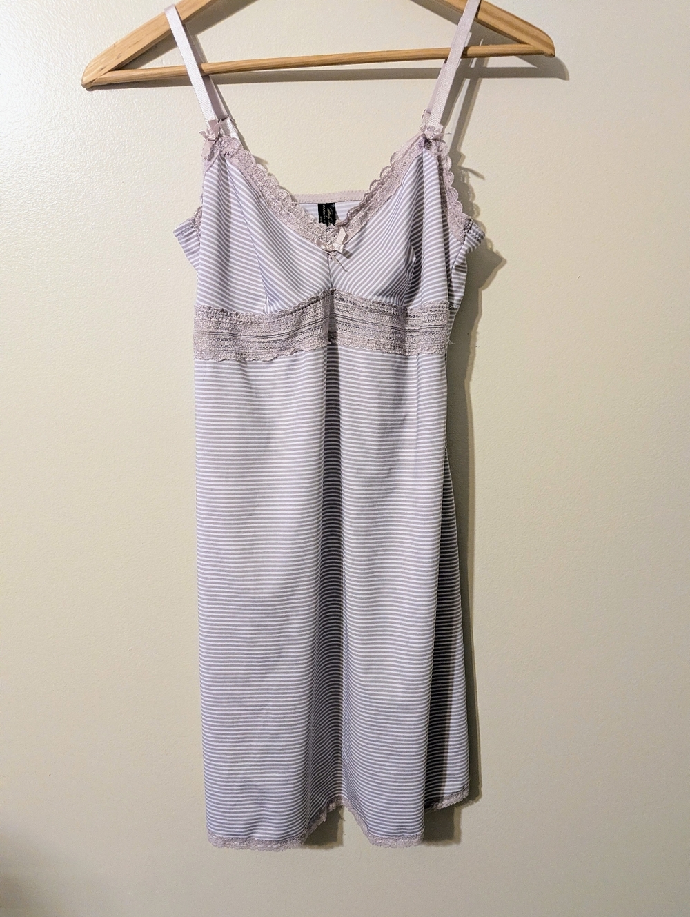 Marilyn Monroe Baby Doll Purple Lilac Striped Lace Camisole Medium  Slip dress